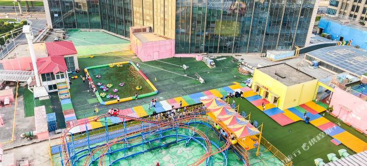 叶与晨电竞电影酒店(火车站塔坛店)图片