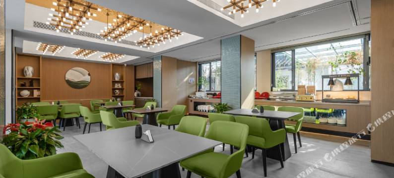 冬悦里·乌篷船枕水度假酒店(绍兴鲁迅故居仓桥直街店)图片