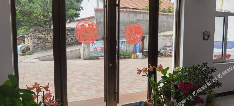 喜迎门民宿(兴隆山店)图片