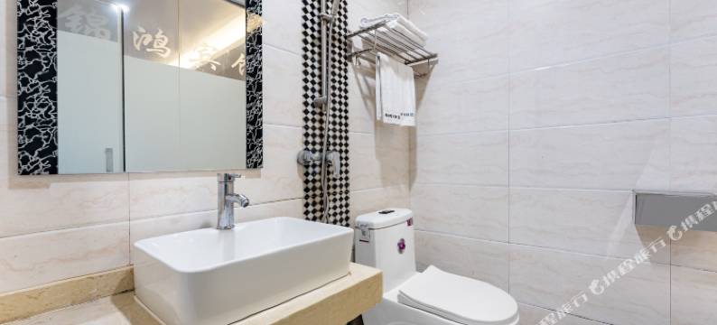 广州锦鸿精选酒店(仲恺农业工程学院万国奥特莱斯广场店)图片