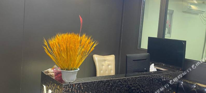 磐石名流电竞宾馆图片