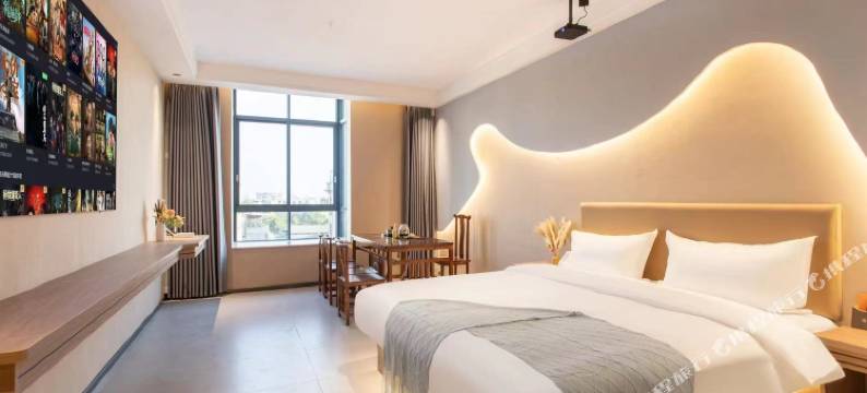 泊遇时光影院美宿(潮汕高铁站店)图片