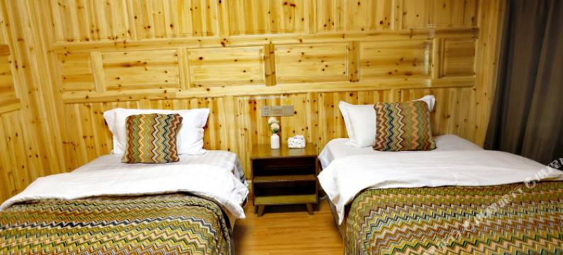 山居隐世私宿(九寨沟景区诺日朗服务中心店)图片