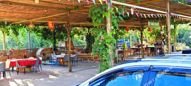 中卫市沙坡头区沙海驿站图片