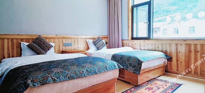 康定博贡噶民宿(318国道康定中学店)图片