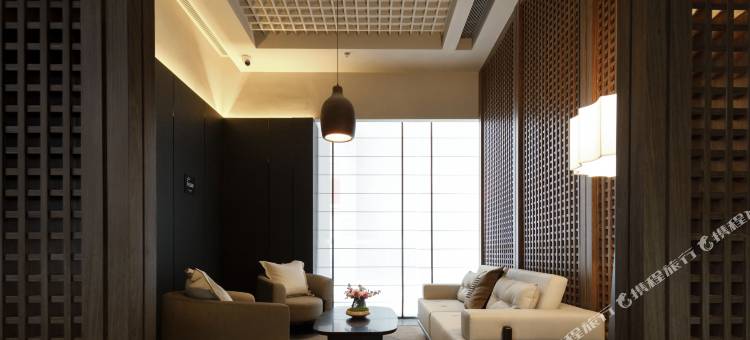 宁波东部新城阪急亚朵S酒店图片