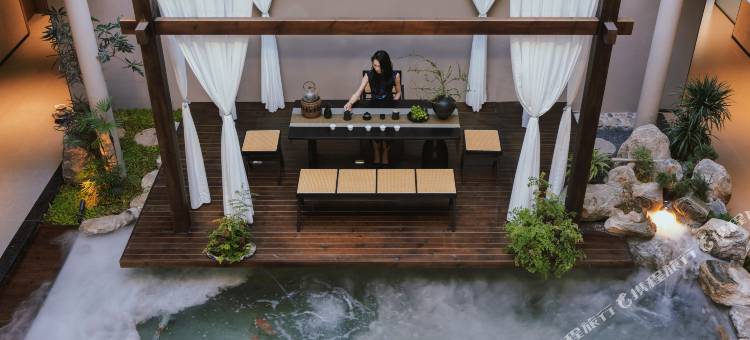 楚雄予舍美宿酒店(彝人古镇店)图片