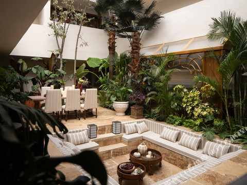 阔野此间丨LIMITLESSHORIZONS•富氧精品度假民宿(独克宗古城店)