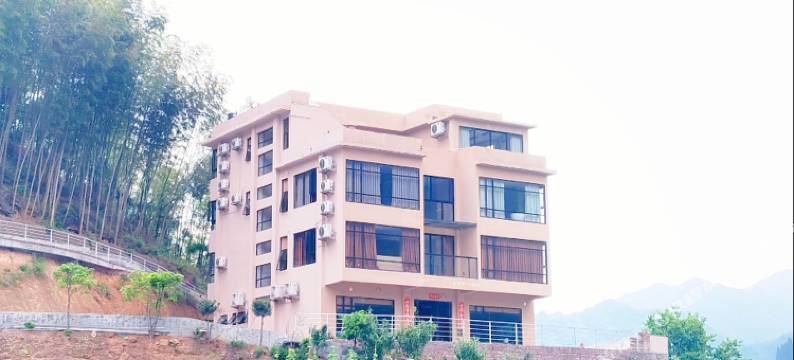 宜章•进入一座山•寻览一间房图片