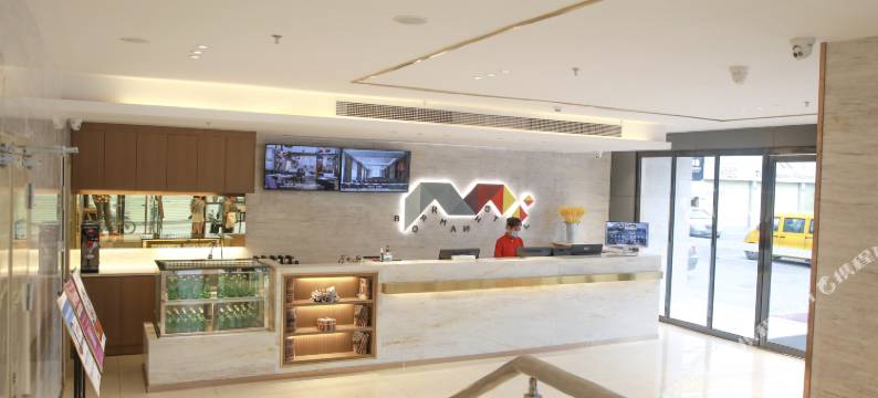 柏曼酒店(广州东站天平架地铁站店)图片