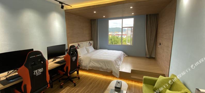 香格里拉大灵猫电竞主题酒店图片