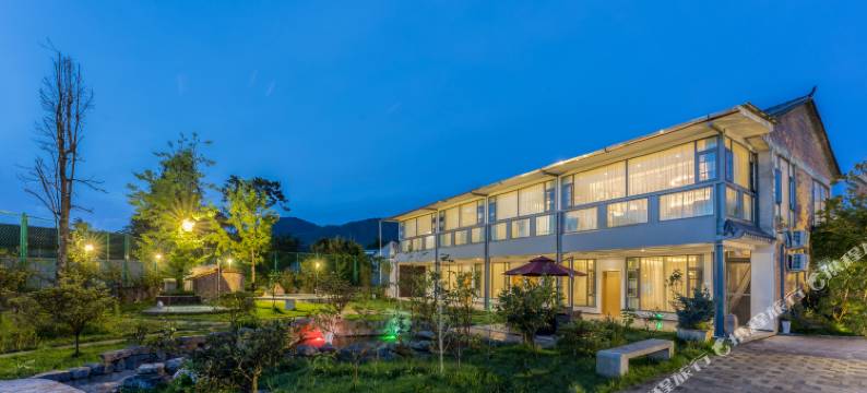 腾冲朝阳里·温泉度假客栈图片