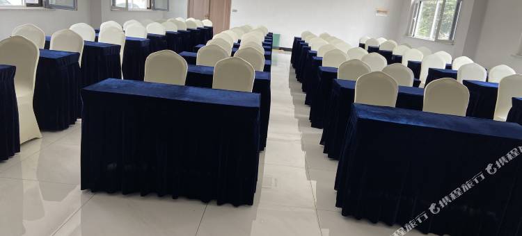 维也纳酒店(胶州胶东国际机场店)图片