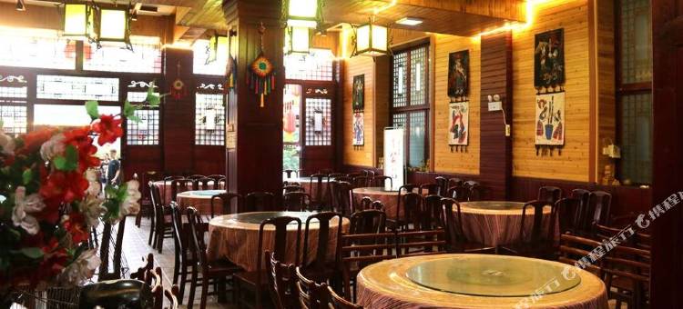 兴文石海芦笙寨图片