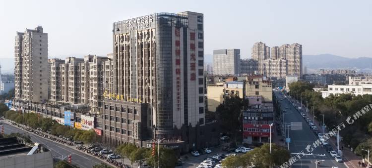 百年大酒店(南昌新建吾悦广场店)图片