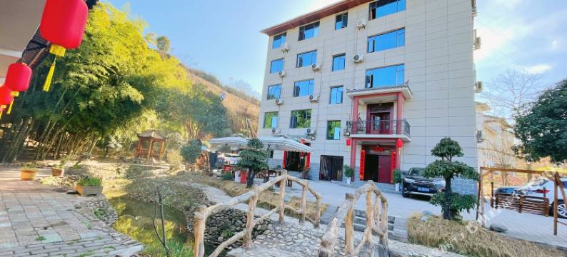 武当山太极·Life轻奢设计美宿(武当山风景区进山门口店)图片