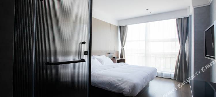 如家素柏·云酒店(丹东鸭绿江月亮岛安东老街店)图片