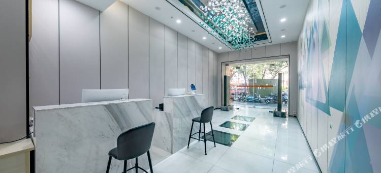 蔚蓝酒店(柳州人民广场五星步行街店)图片
