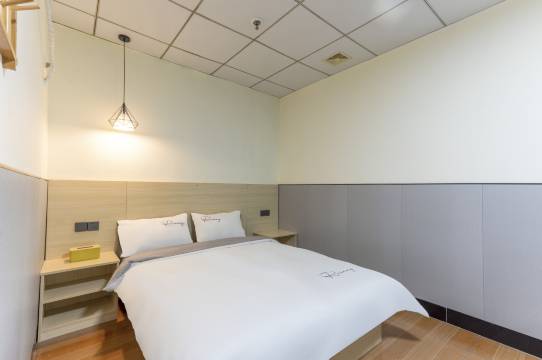 江都酒店(七星岩景区店)