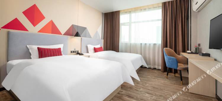 柏曼酒店(东莞厚街万达广场寮厦地铁站店)图片