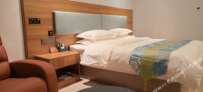 阿克塞晟泰大酒店图片