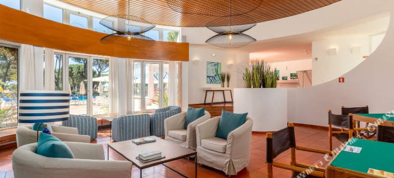 皮尼亚尔码头旅游公寓酒店(Apartamentos Turisticos Pinhal Da Marina)图片