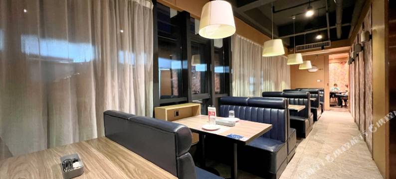 甜果时代酒店(佛山季华园地铁站店)图片