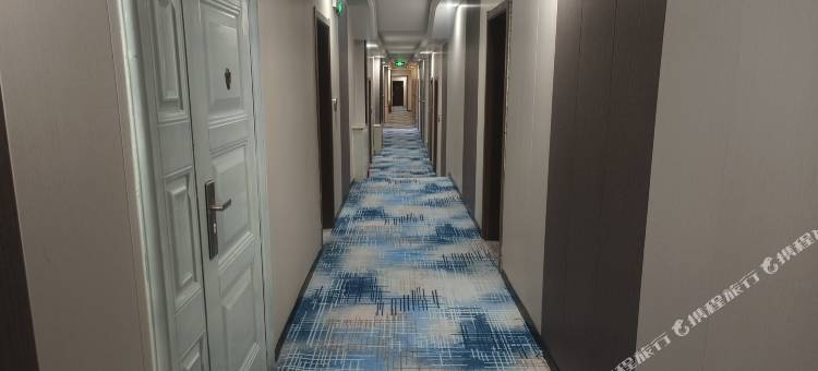 乌拉特后旗宝云优选酒店(阳山大佛店)图片