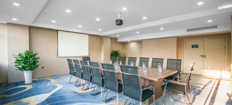 谷莫尼|凌空Shine Home美宿城景酒店(怀化南站怀化市中医院店)图片