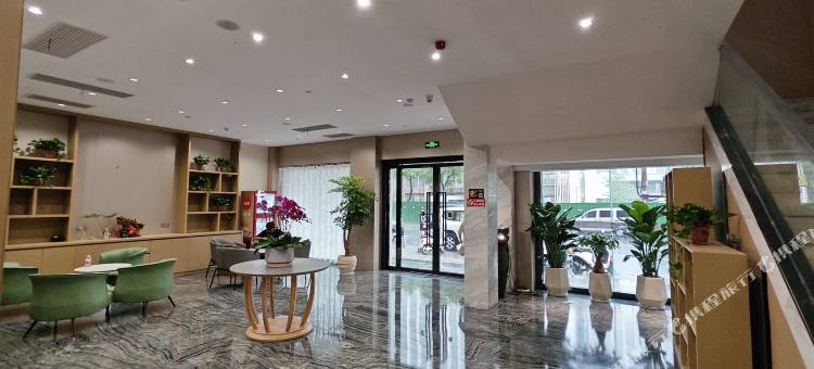 君庭酒店(高铁南站罍街店)图片