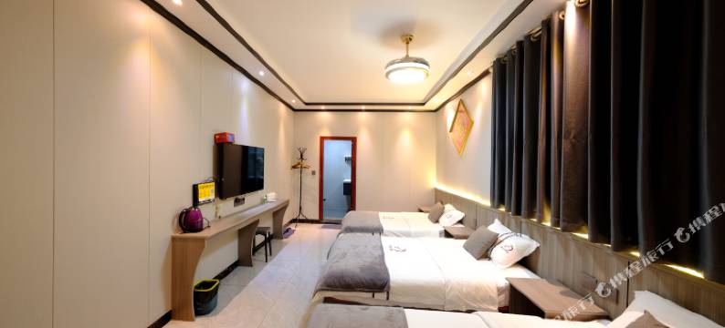 韶山唯子酒店(故居铜像广场店)图片