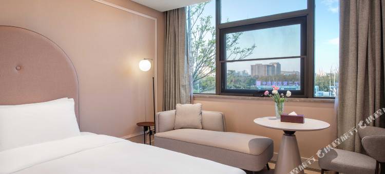 昆明长水国际机场美居酒店图片