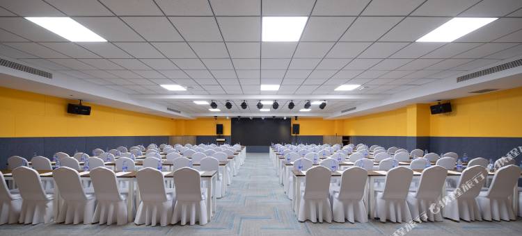 芸溪酒店(唐山玉田豪门街店)图片