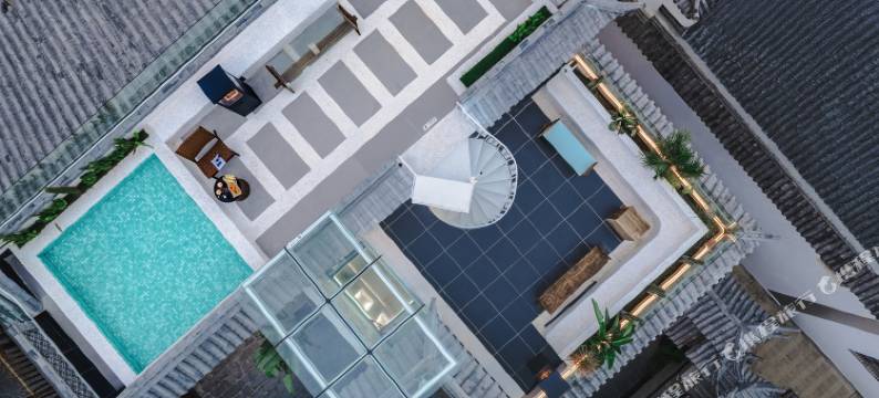 喜云栖·果秋｜Meditation Space 观山瞰云古镇全景·苍山野美宿图片