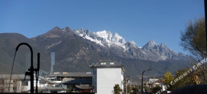 伴隐雪.见山观景美宿(白沙古镇店)图片