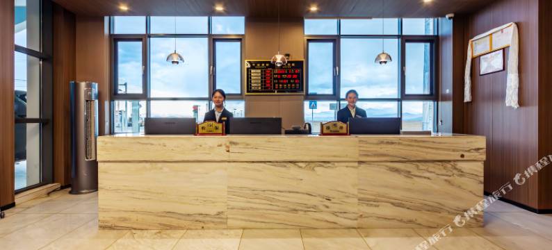 仲巴格萨尔酒店图片