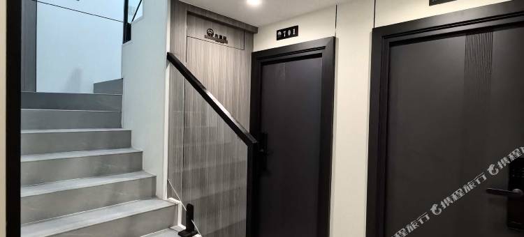 自贡舒逸民宿(方特恐龙王国店)图片