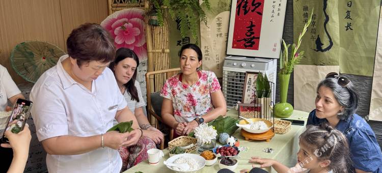 隐栖堂美学生活院子酒店(成都宽窄巷子人民公园地铁站店)图片