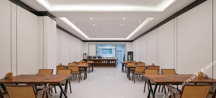 花筑·原野旅途民宿(那拉提景区店)图片