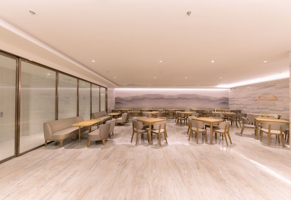 JI Hotel (Shanghai Hongqiao Airport Konggang Store) Hotel Overview