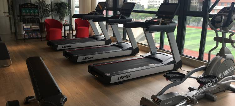 畅洋湿地公园酒店(襄阳汉江卧龙大桥店)图片