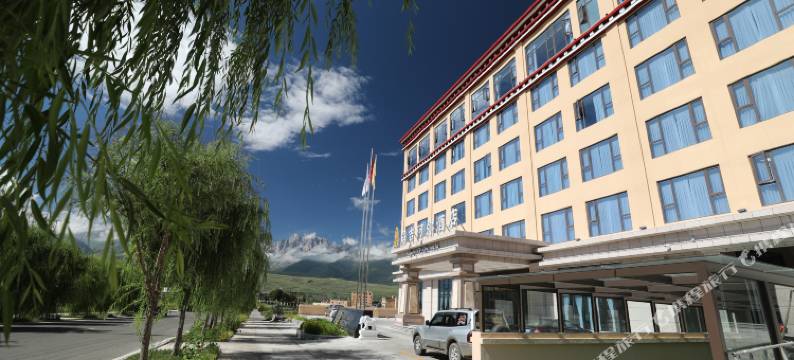 甘孜玛吉阿弥晨曦酒店图片