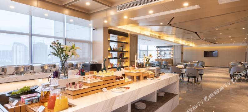 贵阳观山湖公园兴义路亚朵酒店图片