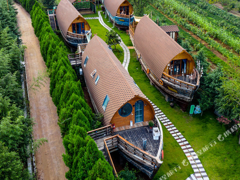 花筑·云过山丘船屋民宿(日照海滨国家森林公园店)