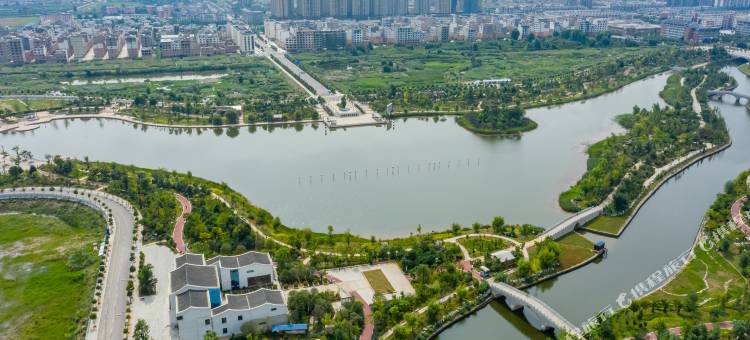 旅途精选酒店(曲靖小坡收费站店)图片