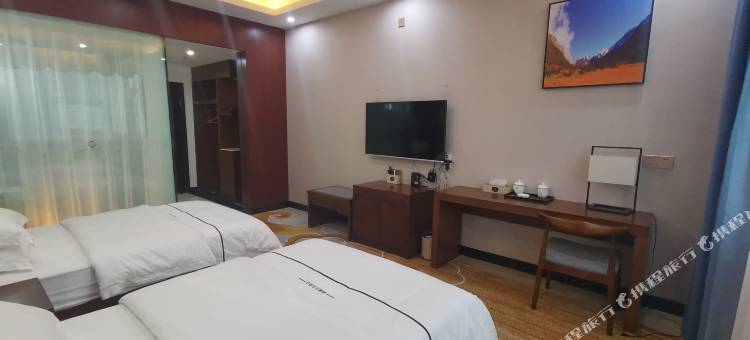 革吉嘉豪生态酒店图片