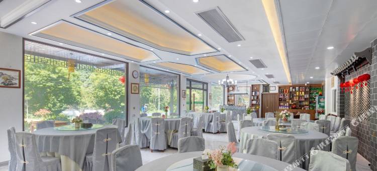 绿环度假酒店(泾县水墨汀溪店)图片