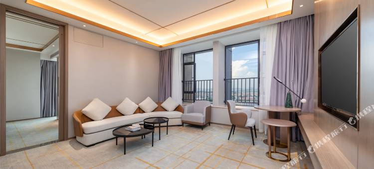 铂顿国际公寓(广州番禺政务中心傍江地铁站店)图片