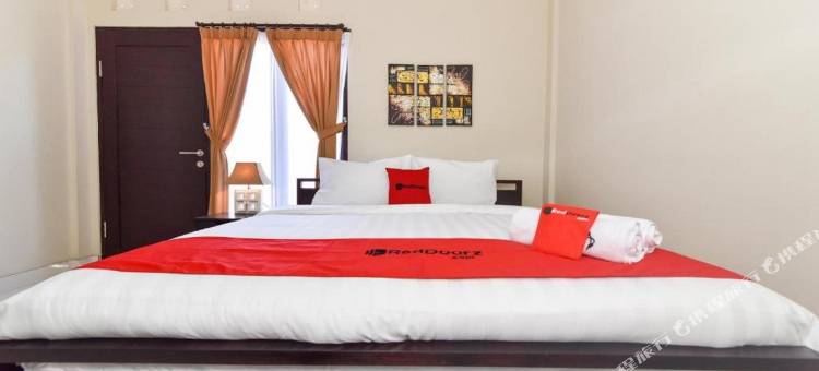 红多兹Plus酒店-近贾兰伊玛目邦约尔登巴萨(RedDoorz Plus Near Jalan Imam Bonjol Denpasar)图片