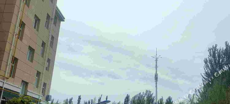 Q加·航宾管家宾馆(银川河东机场店)图片